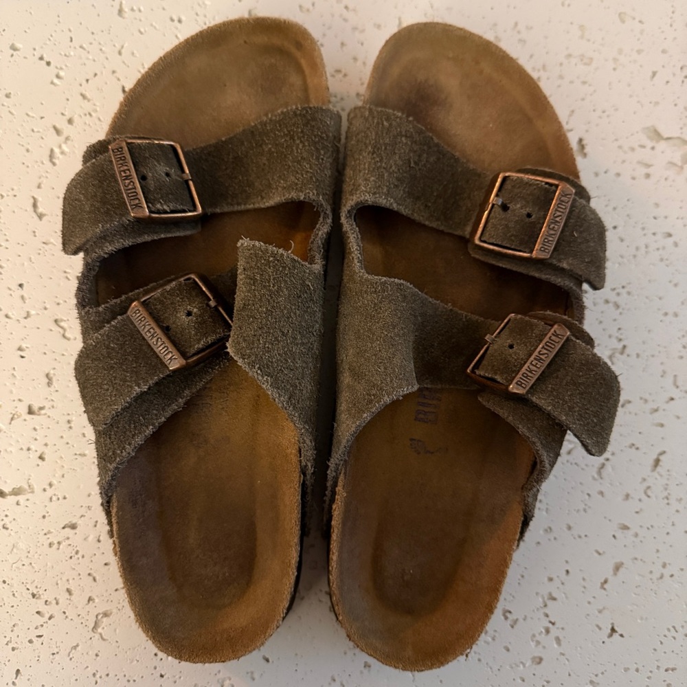 Birkenstock Arizona Sandals - Brown Suede (Narrow)